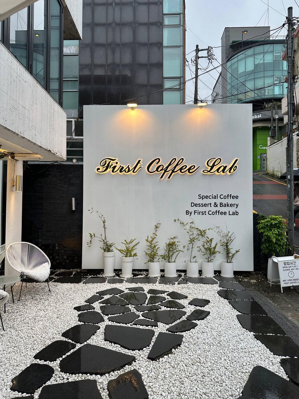 🌊《Gangnam First Coffee Lab｜室内海浪咖啡厅 ☕️》