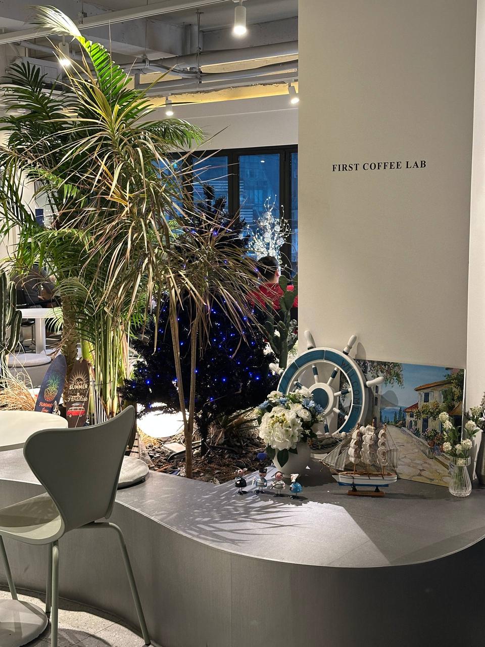 🌊《Gangnam First Coffee Lab｜室内海浪咖啡厅 ☕️》